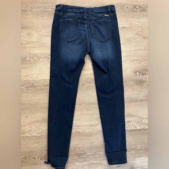 Barely worn KanCan Jeans - Picture 4 of 4